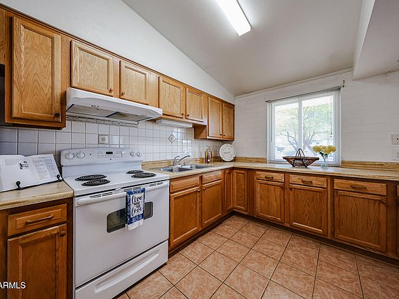 5th image of 10510 W OAKMONT Drive