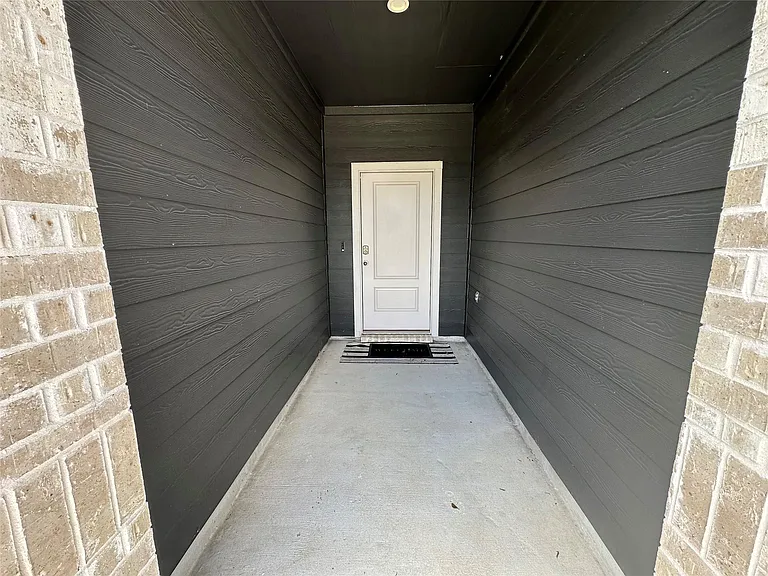 1107 Curly Angora Ct — Photo 10
