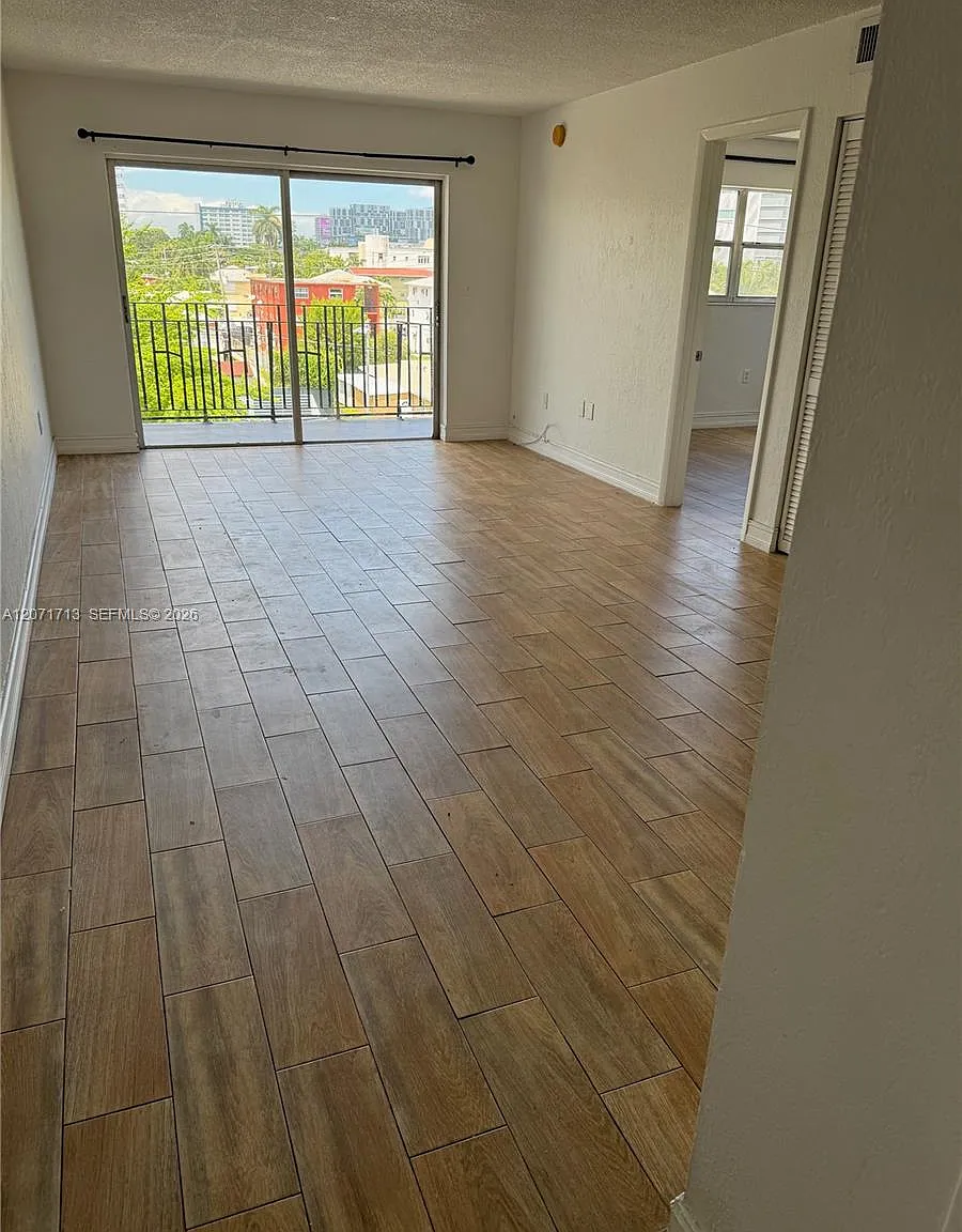 Villa Navarra Condo — Photo 2