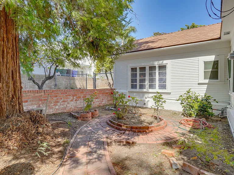 5991 Hellman Ave — Photo 49