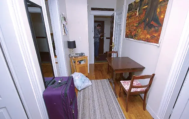 56 Queensberry St #12 — Photo 5