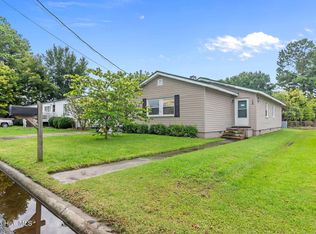 809 Green St, Columbia, NC 27925