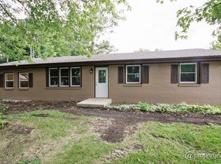 142 W 4th St, Coal City, IL 60416