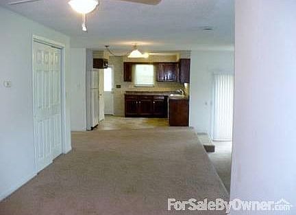 Spacious interior, updated carpet