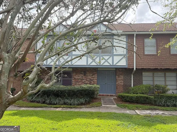 8206 Kensington Sq, Jacksonville, FL 32217