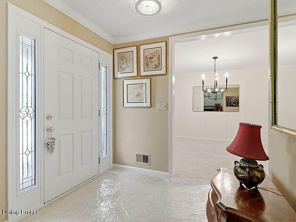 3rd image of 3113 Galway Ln