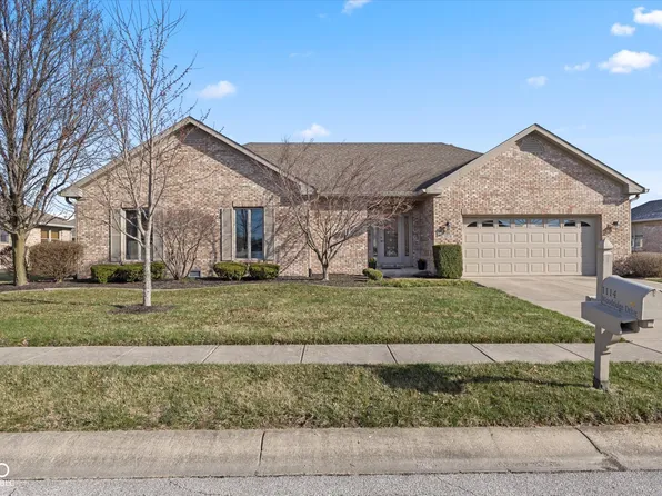 1114 Woodridge, Brownsburg, IN 46112