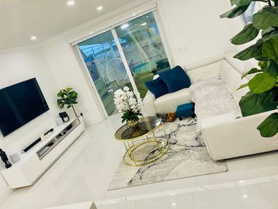 10730 NW 7th St APT 1B, Miami, FL, 33172