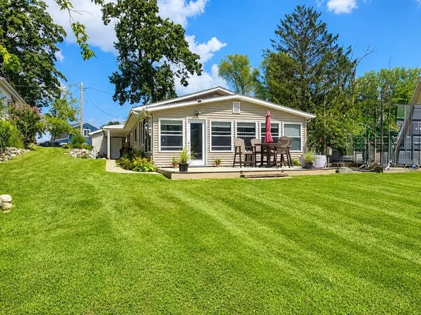 11603 Spring Point Dr, Plainwell, MI 49080