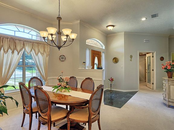 5th image of 4201 Pinehurst Dr