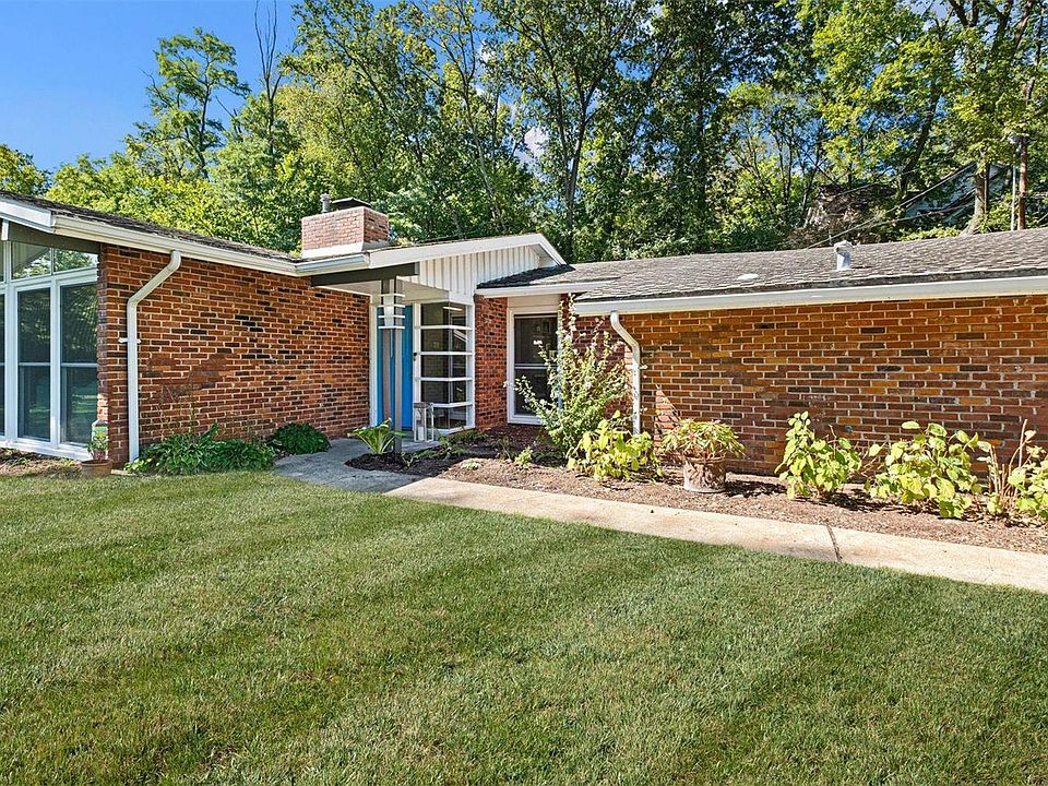 12 Sunswept Dr, Saint Louis, MO 63141 Zillow