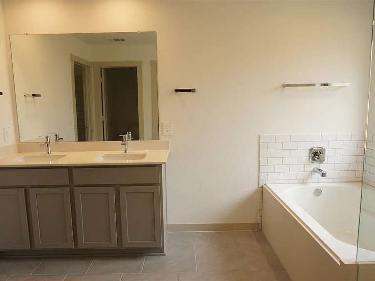 3966 Canyon Shore Ln — Photo 20