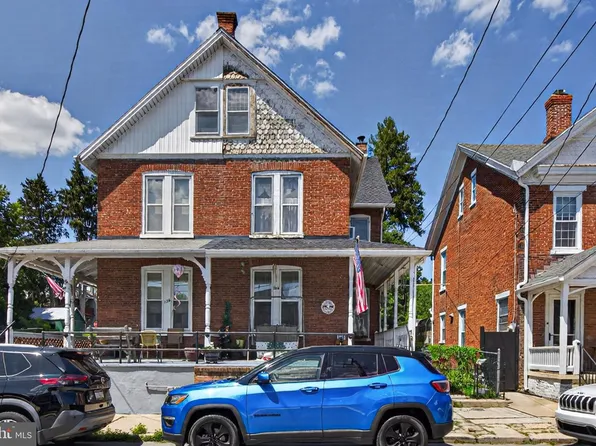 134 W Walnut St, Marietta, PA 17547
