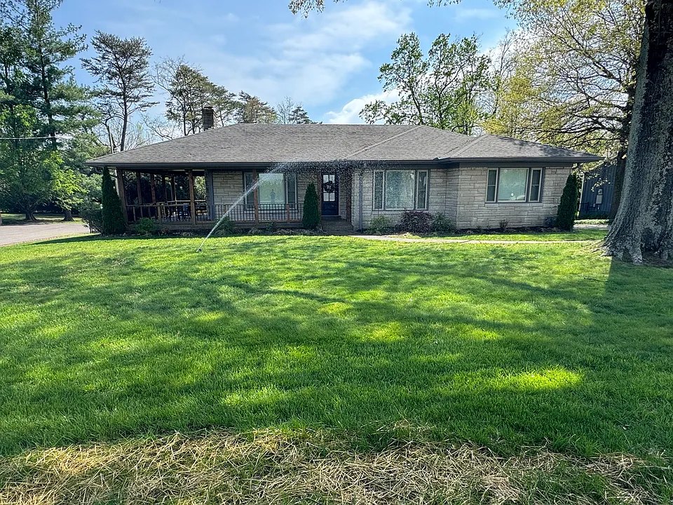 1601 Woodland Rd