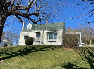 2513 Jackson River Rd, Covington, VA 24426