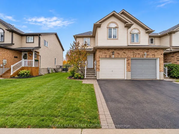 255 Prosperity Dr, Kitchener, ON N2E 3Y7