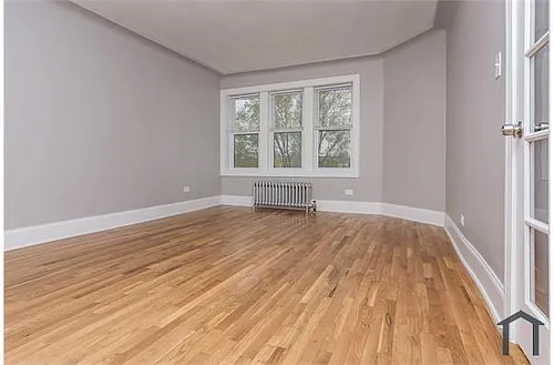 8145 S Ellis Ave #3W Photo 1