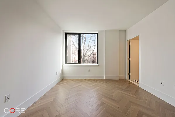 Rented by CORE | media 23