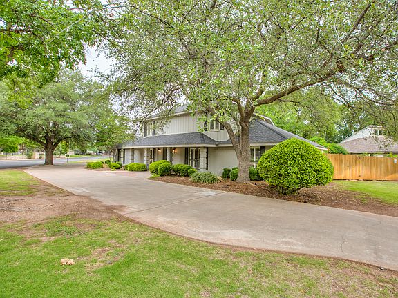 4th image of 5235 Beverly Dr