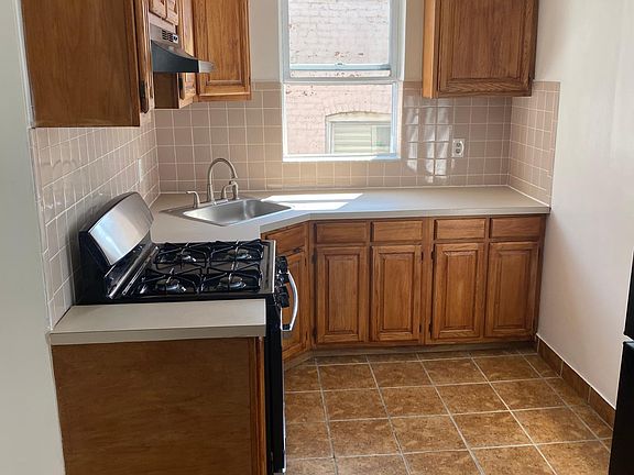 4th image of 2976 Milton Pl Floor 2