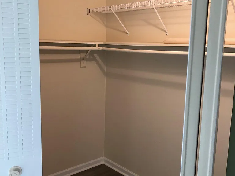 2040 Royal Fern Ct #21A — Photo 5
