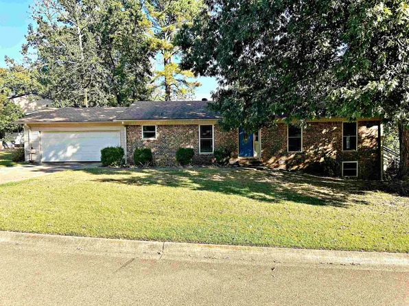 2 Holly Oak Dr, Arkadelphia, AR 71923