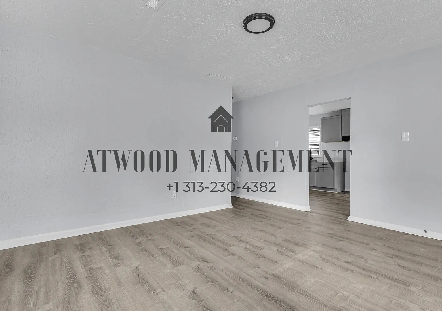 This beautifully updated 4-bedroom, 1-bath single-family home is ready for move-in! — Photo 4