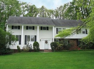 6 Far Hills Rd, Springfield, NJ 07081