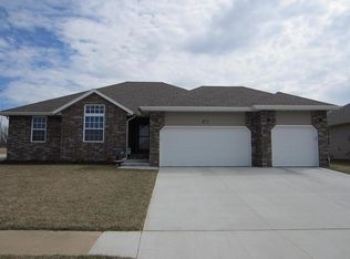 3128 N Wabash Ave, Springfield, MO 65803