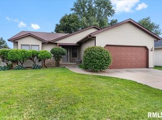 116 Davinci Dr, Springfield, IL 62703