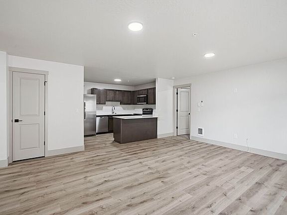 4th image of 1816 N 15th St #203