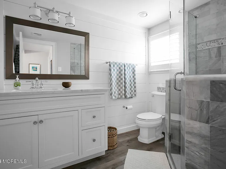 208 Neptune Pl — Photo 40
