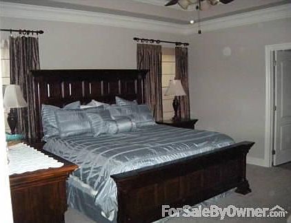 Master Bedroom : Large master bedroom with trey ceiling. Fits king size bed