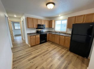 206 6th St W, West Fargo, ND 58078
