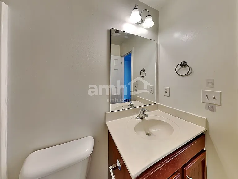 1438 Pleasant Garden Ln — Photo 15
