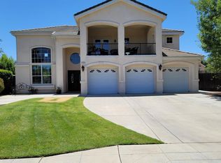 2320 Santa Ana Ave, Clovis, CA 93611