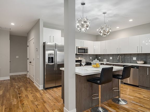 3rd image of 1300 Jefferson St #8