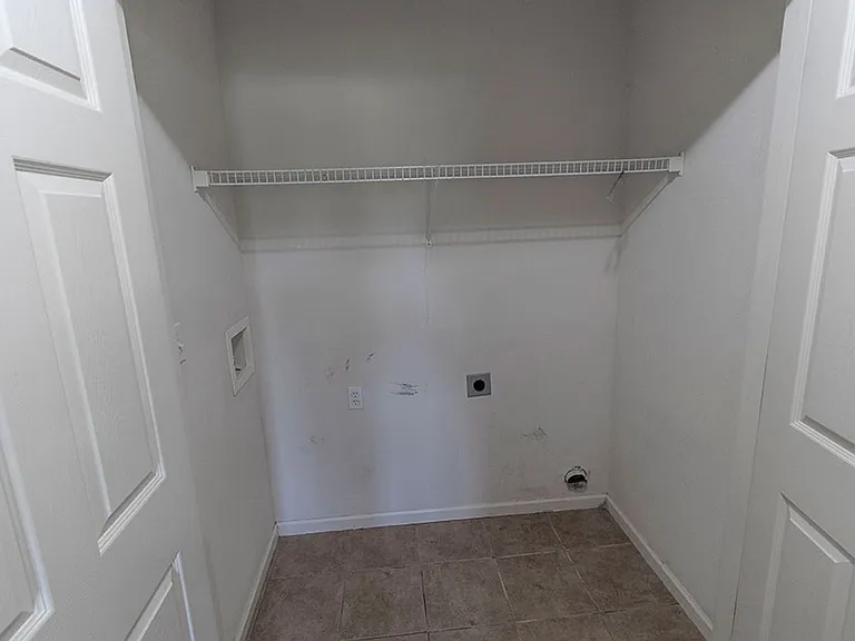 4016 Snowy Owl Dr — Photo 16
