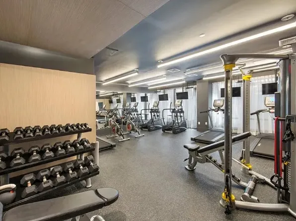 595 Baltic Street image 11 of 13