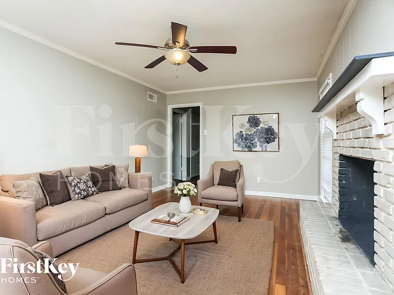 5482 Timmons Ave — Photo 4