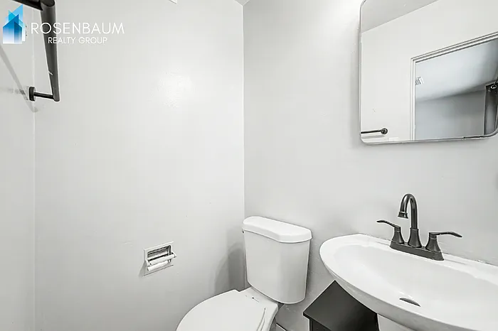 508 W 18th St — Photo 17