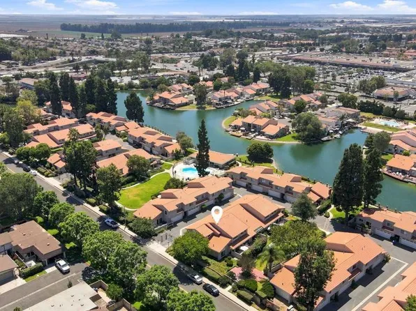 406 Chapala Dr, Camarillo, CA 93010