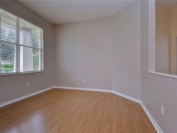3rd image of 1113 Lumsden Trace Cir