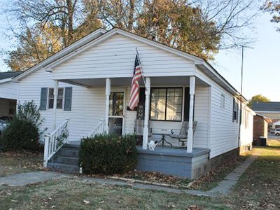 19 W Saint Francis St, Dexter, MO, 63841