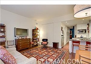 2nd image of 321 W 100th St APT 3