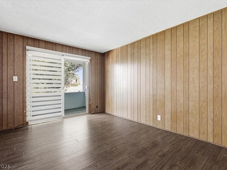 1700 Rexford Dr #209 — Photo 21