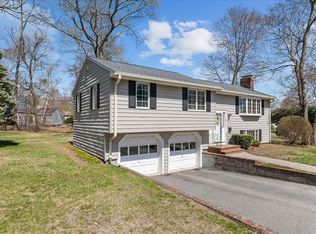 3 Greenwich Rd, Norwood, MA 02062