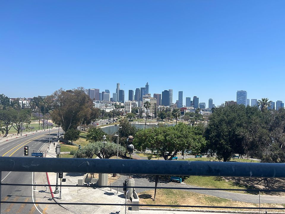 1st image of 2404 Wilshire Blvd APT 4F