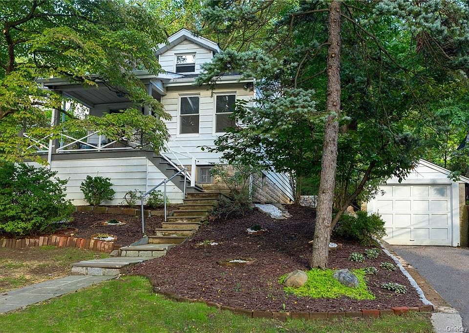 1st image of 110 Buena Vista Dr