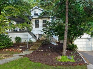 110 Buena Vista Dr, Dobbs Ferry, NY 10522